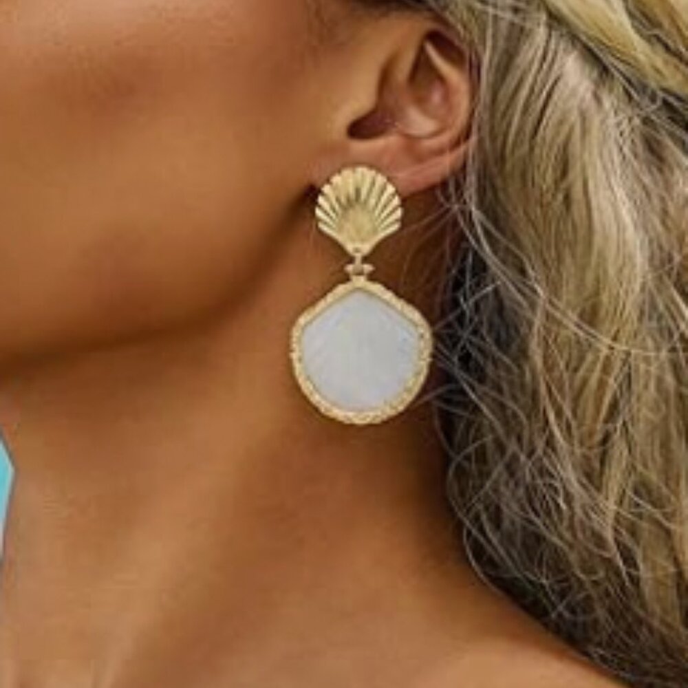 Gold Shell Earrings - Picture 2 of 6